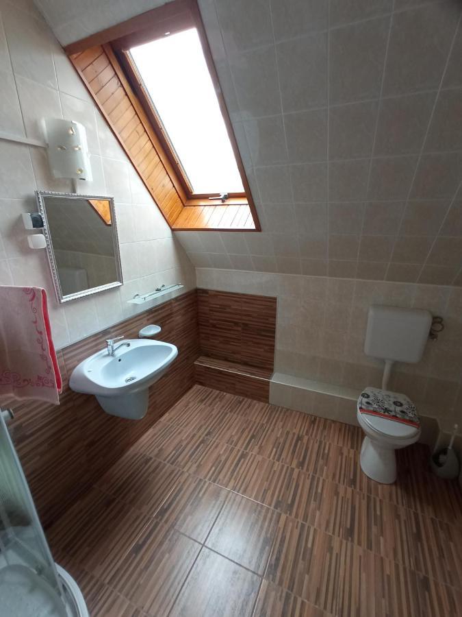 Holiday Apartmanház Zalakaros Ngoại thất bức ảnh